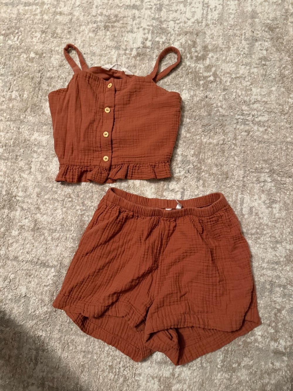 H&M Kids Two-Piece too and shorts Set Copper Brown size 7